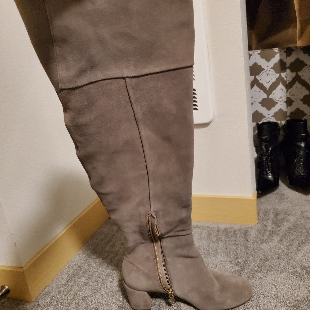 Grey genuine sude women shoes size 7